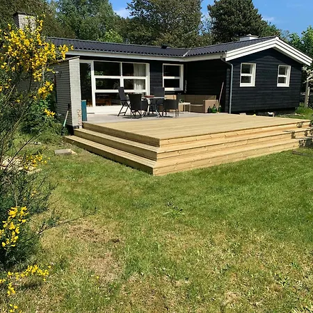 Beautiful Retreat For Family With Young Children